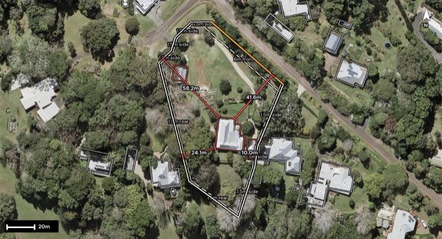Aerial of 1 Vale End, North Maleny QLD 4552 with the block outlined
