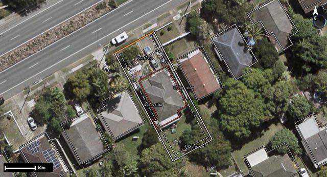 Aerial of 139 Mount Gravatt Capalaba Road, Upper Mount Gravatt QLD 4122 with the block outlined
