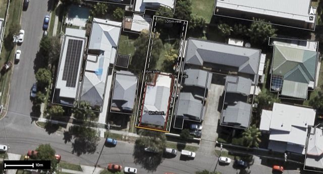Aerial of 15 Barton Road, Hawthorne QLD 4171 with the block outlined