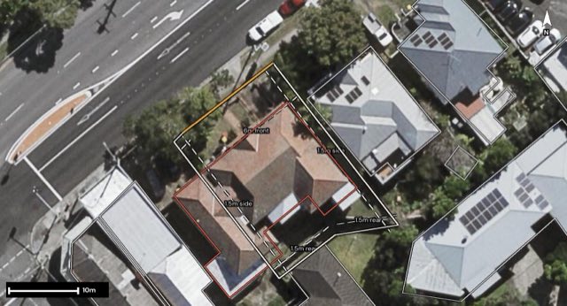 Aerial of 189 Old Cleveland Road, Coorparoo QLD 4151 with the block outlined