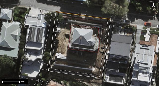 Aerial of 25 Langside Road, Hamilton QLD 4007 with the block outlined