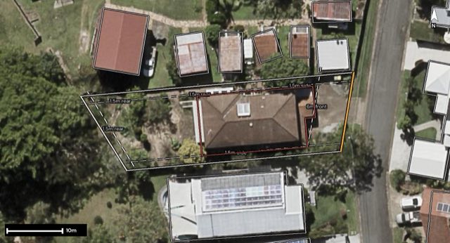 Aerial of 27 Bayview Terrace, Clontarf QLD 4019 with the block outlined