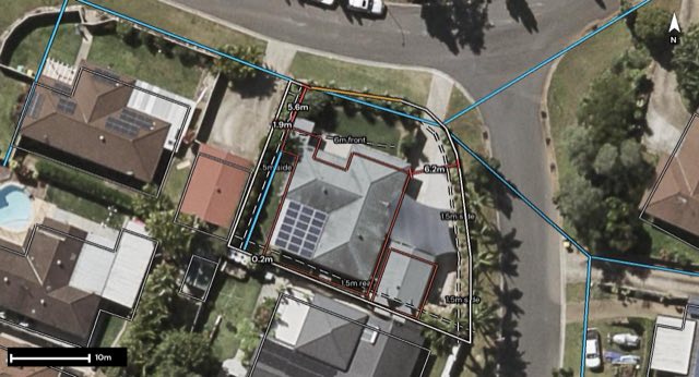 Aerial of 3 Amethyst Court, Carrara QLD 4211 with the block outlined