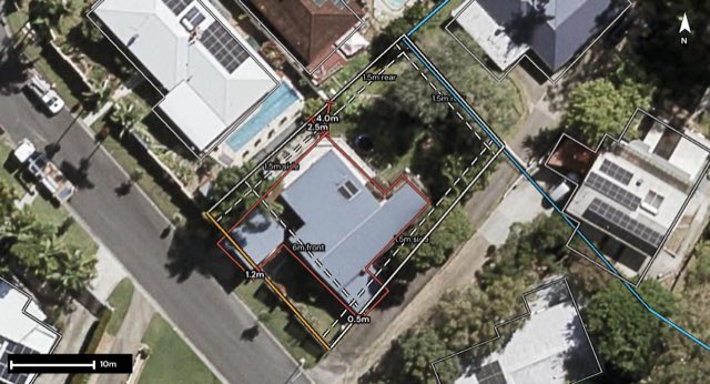 Aerial of 4 Kaffia Court, Elanora QLD 4221 with the block outlined