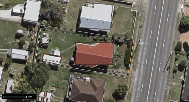 Aerial of 437 Newnham Road, Upper Mount Gravatt QLD 4122 with the block outlined