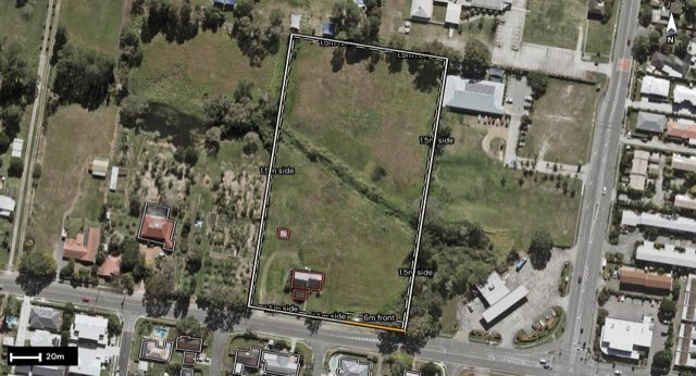 Aerial of 698 Underwood Road, Rochedale QLD 4123 with the block outlined