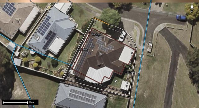 Aerial of 7 Silvestro Place, Edens Landing QLD 4207 with the block outlined